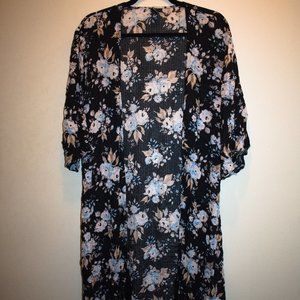 Forever 21 Floral Kimono/Shrug - Small